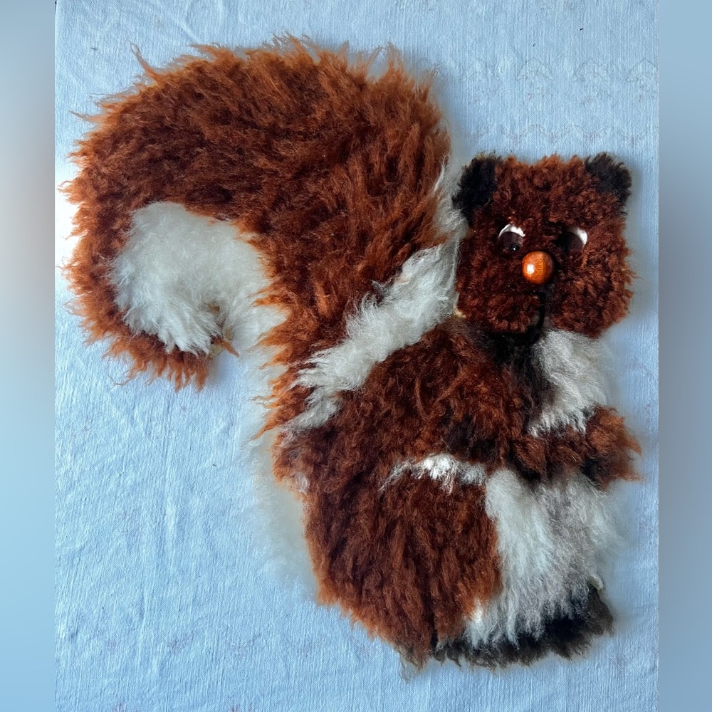 Large Vintage Latch Hook Brown and White Squirrel